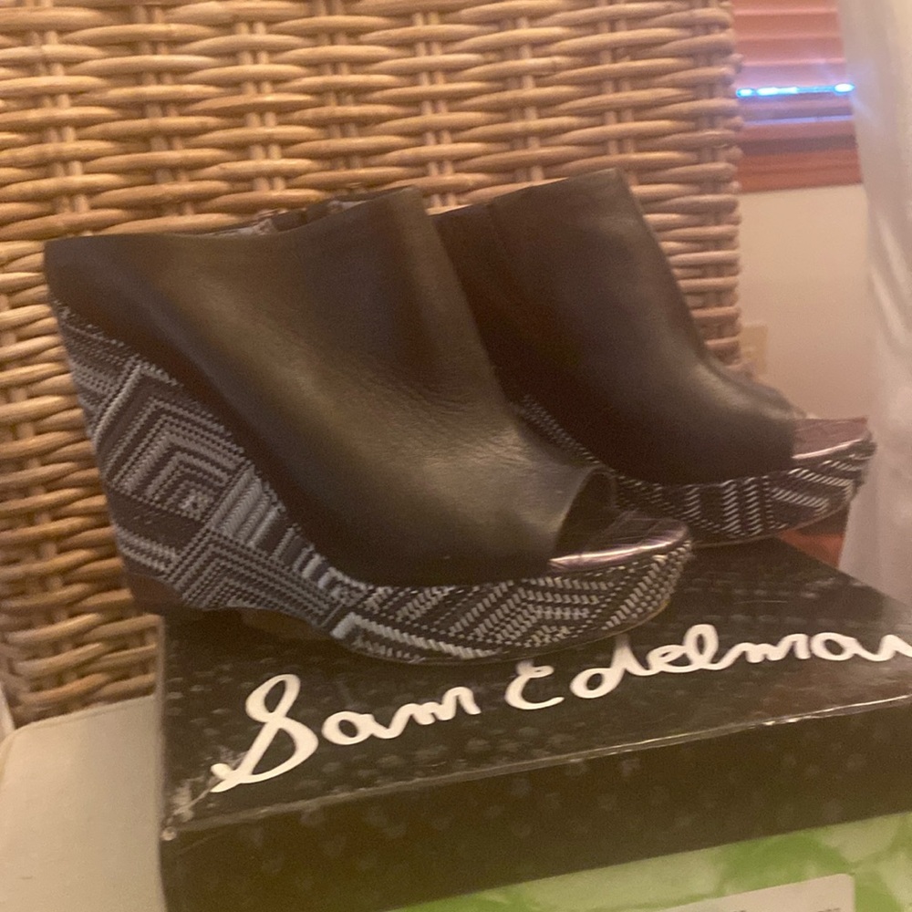 Sam Edelman platform open toe sandals.